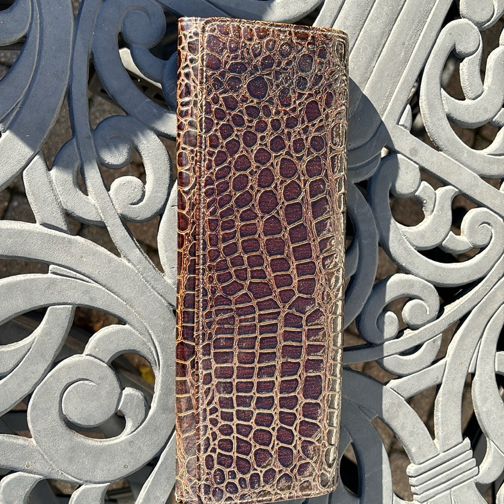 Brown faux alligator faux leather clutch